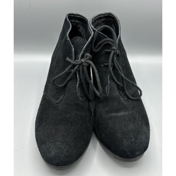 Crocs Black Suede Leigh Ankle Boot Wedge Lace Up 9.5 Bootie - Picture 2 of 8